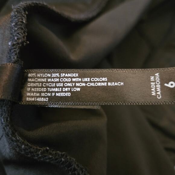 Torrid Embossed Star Print Lattice Pocket Legging Black Size 6 Whimsigoth - Picture 12 of 12